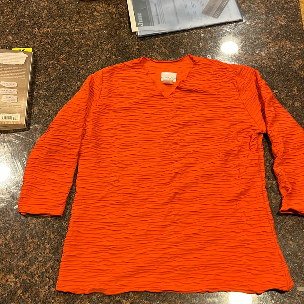 Haystacks Orange top size large